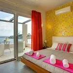 Sea View With Pool Appartement *