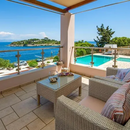 Sea View With Pool Apartman *