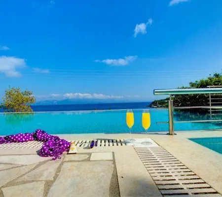Apartman Sea View With Pool