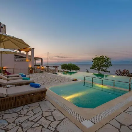 Sea View With Pool Apartment Gaios